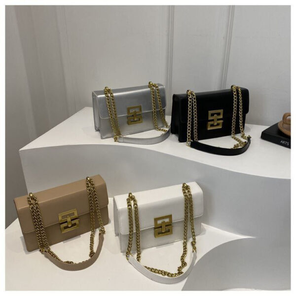 Elegant Gold Lock Chain Shoulder Bag