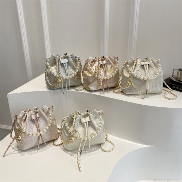 Floral Pearl Chain Bucket Bag